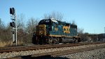 CSX 6445 comes off the "Switching Lead" (although there a no more industries to switch anymore) and heads west on #1 track